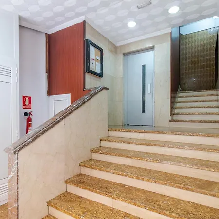 Central & New Apartamento